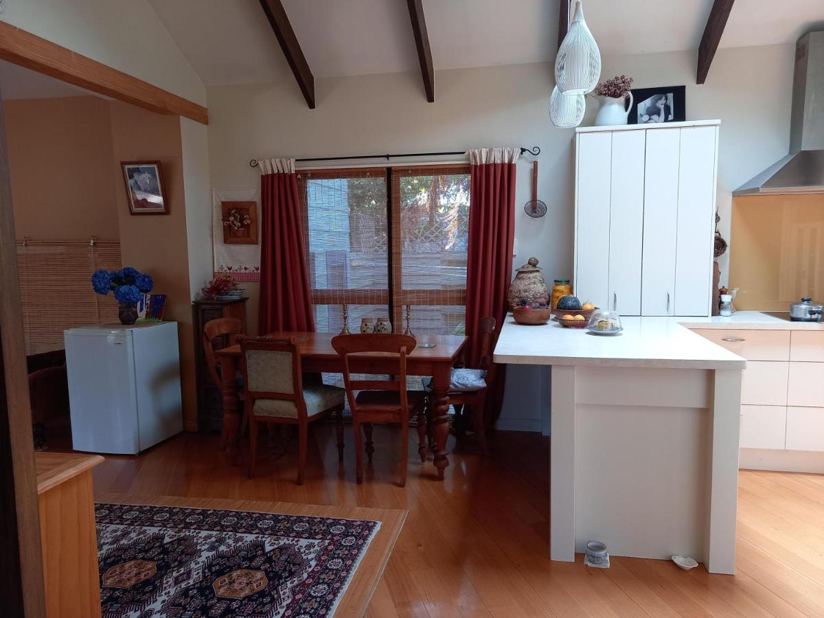 Bed and Breakfast Birds Eyes Te Awanga Exteriér fotografie
